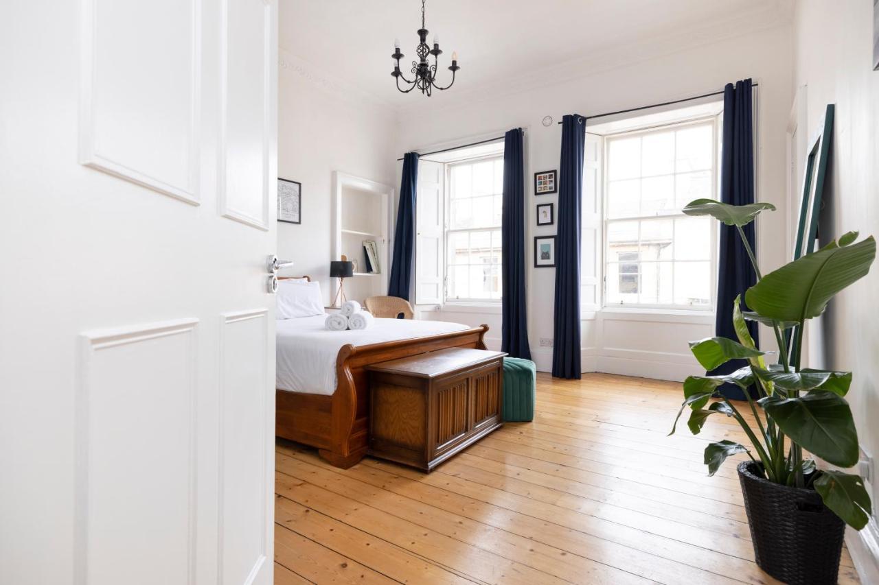 Altido Glamorous 2-Bed Flat Near Edinburgh Castle المظهر الخارجي الصورة