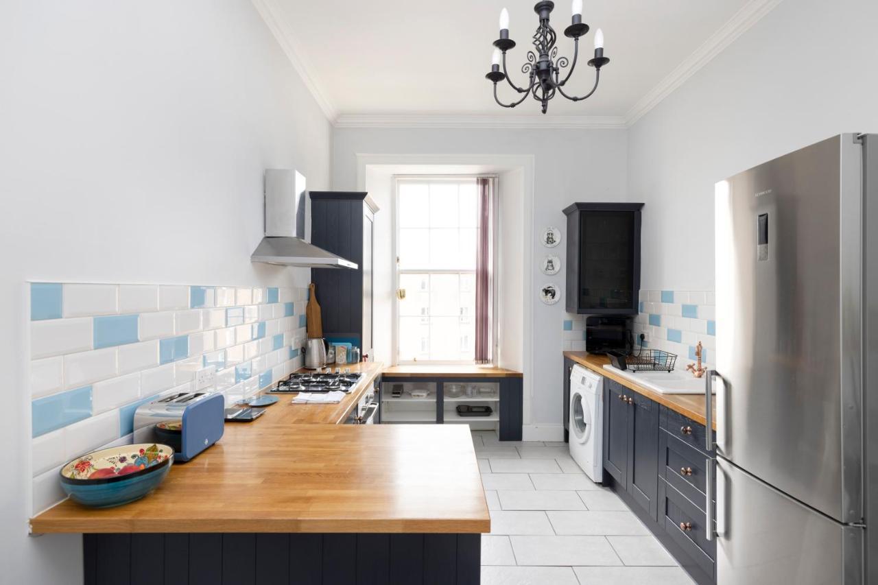 Altido Glamorous 2-Bed Flat Near Edinburgh Castle المظهر الخارجي الصورة