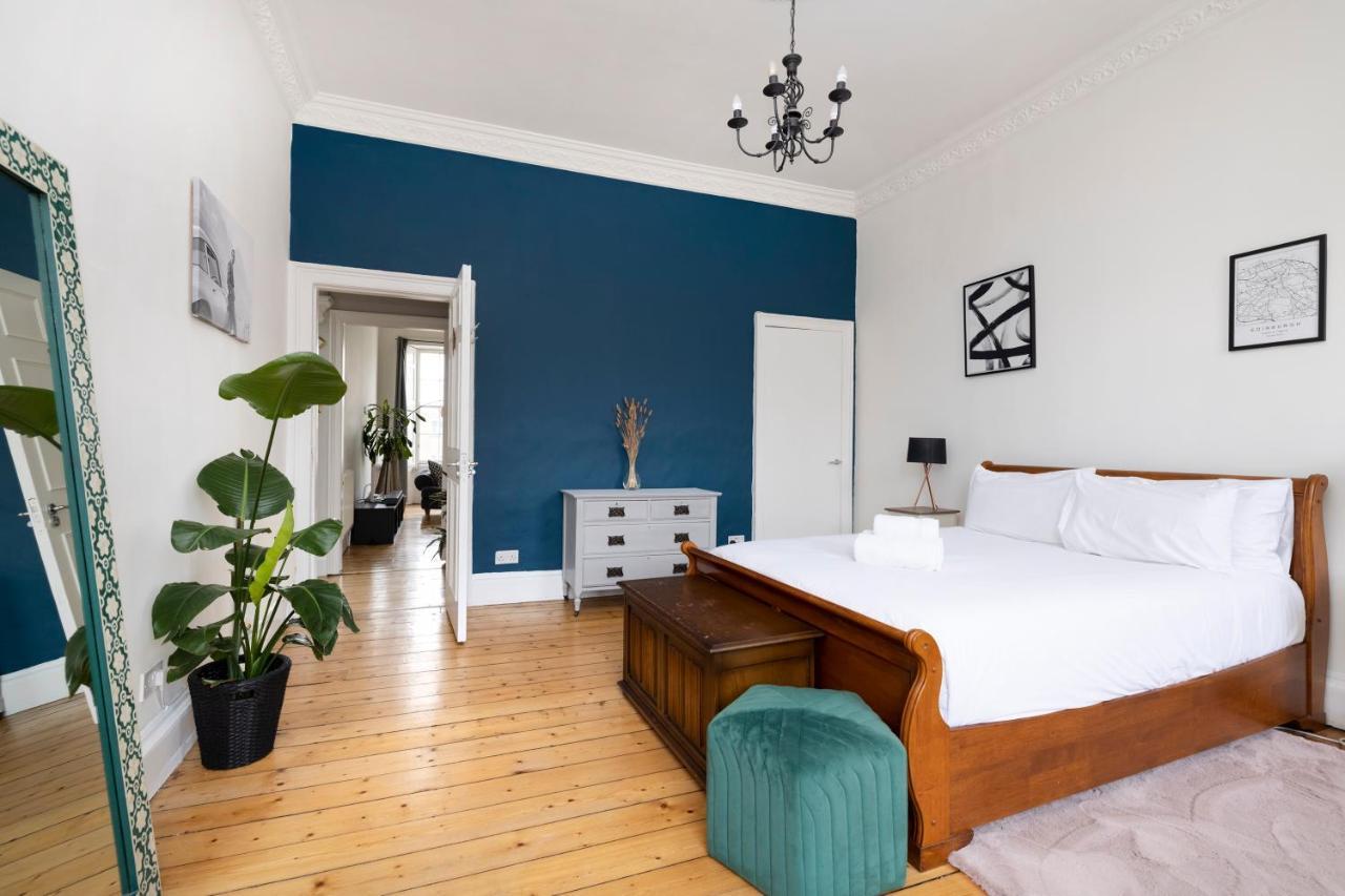 Altido Glamorous 2-Bed Flat Near Edinburgh Castle المظهر الخارجي الصورة