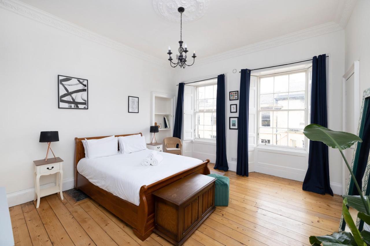 Altido Glamorous 2-Bed Flat Near Edinburgh Castle المظهر الخارجي الصورة
