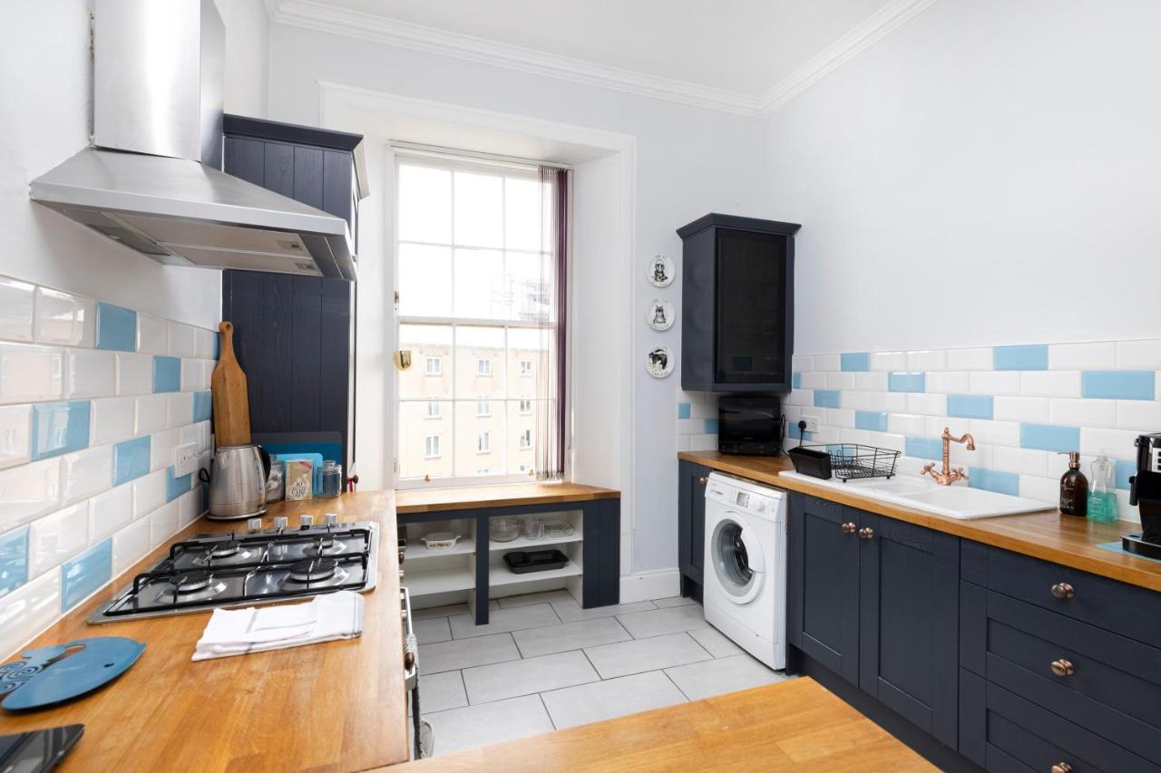 Altido Glamorous 2-Bed Flat Near Edinburgh Castle المظهر الخارجي الصورة